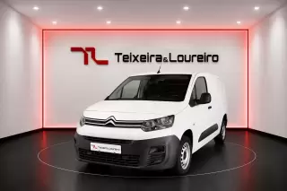Citroën Berlingo 1.5 Bluehdi XL EAT8 — fotografia 1