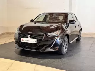 Peugeot e-208 50 kWh Allure — fotografia 1