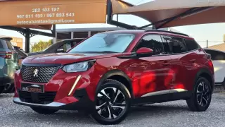 Peugeot 2008 1.2 PureTech Allure Pack — fotografia 1