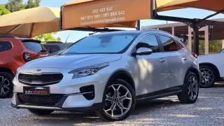 Kia XCeed 1.0 T-GDI Drive — fotografia 1