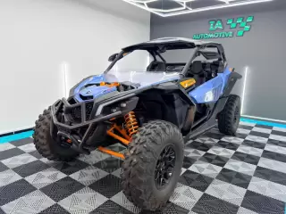 Can-Am Maverick X3 DS RR 1000 Turbo — fotografia 1