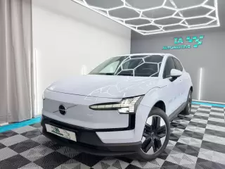 Volvo EX30 51 kWh Single Motor Essential — fotografia 1