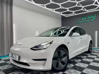 Tesla Model 3 Standard RWD Plus — fotografia 1
