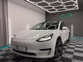 Tesla Model 3 Standard RWD — fotografia 1