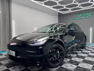 Tesla Model 3 Standard Plus RWD — fotografia 1