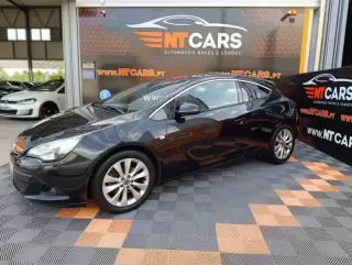 Opel Astra GTC 1.4 T — fotografia 1