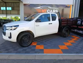 Toyota HILUX 2.4 D-4D 4WD CE CH 3L — fotografia 1