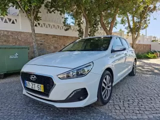 Hyundai i30 1.6 CRDi STyle — fotografia 1