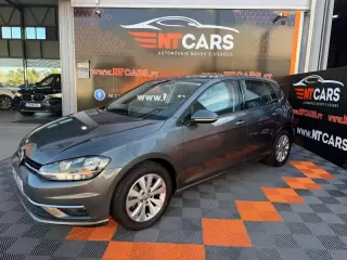 VW Golf 1.0 TSI — fotografia 1