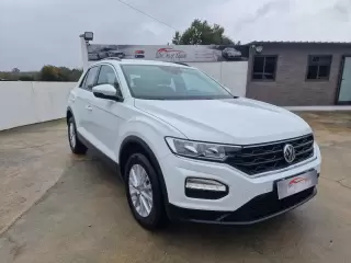 VW T-Roc 1.0 TSI — fotografia 1