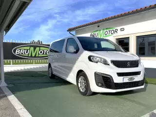 Peugeot Traveller 2.0 BlueHDi L2H1 Business Standard — fotografia 1