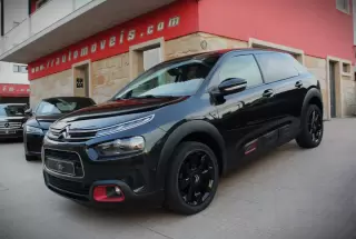 Citroën C4 Cactus 1.2 PureTech Shine EAT6 — fotografia 1