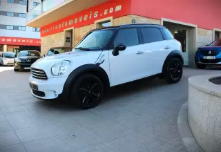 MINI Countryman Cooper D Aut. — fotografia 1