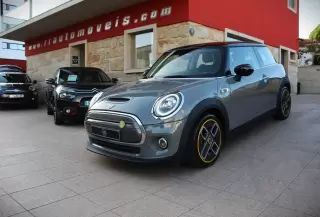 MINI 3 Portas SE TRIM — fotografia 1