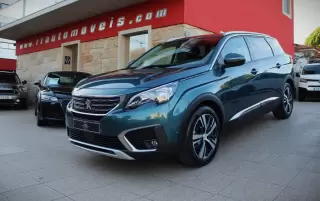 Peugeot 5008 1.2 PureTech Allure — fotografia 1