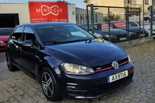 VW Golf 1.6 TDi BlueMotion Confortline — fotografia 1