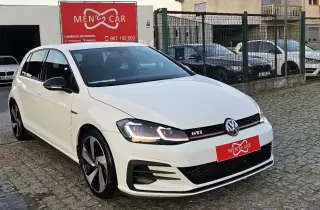 VW Golf 2.0 TSI GTI Performance — fotografia 1