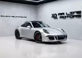 Porsche 911 (991) Carrera 4 GTS PDK — fotografia 1
