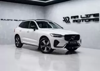Volvo XC 60 T8 Awd Recharge Core — fotografia 1