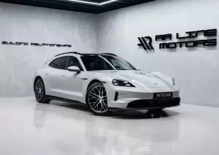 Porsche Taycan Sport Turismo Standard — fotografia 1