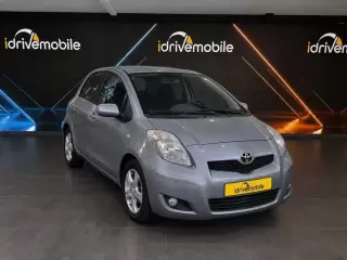 Toyota Yaris 1.4 D-4D Sol+AC+VSC — fotografia 1