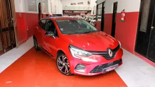 Renault Clio 1.0 TCe Intens — fotografia 1