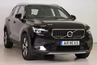 Volvo XC 40 1.5 T5 PHEV Momentum Plus — fotografia 1
