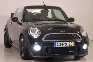 MINI Cabrio John Cooper Works Auto — fotografia 1