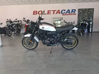 Yamaha XSR 700 TRIBUTE — fotografia 1