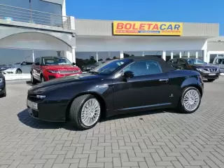 Alfa Romeo Spider 2.4 JTDm — fotografia 1