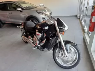 Suzuki Intruder 1.800 Boss — fotografia 1