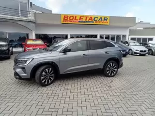 Renault Austral 1.2 E-Tech Iconic — fotografia 1