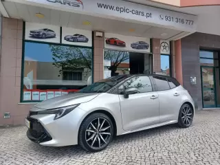 Toyota Corolla 2.0 Hybrid GR-Sport — fotografia 1