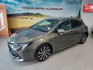 Toyota Corolla 1.8 Hybrid Comfort+P.Sport — fotografia 1