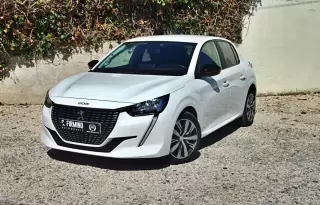 Peugeot 208 1.5 BlueHDi Allure — fotografia 1