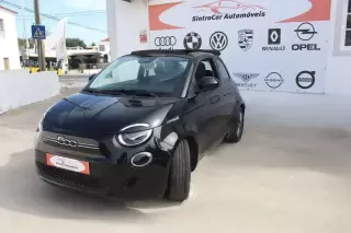 Fiat 500e C Icon — fotografia 1