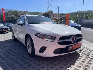 Mercedes-Benz A 180 CDI (BlueEFFICIENCY) Urban — fotografia 1