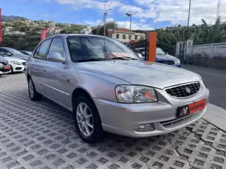 Hyundai Accent 1.5 CRDi Active — fotografia 1