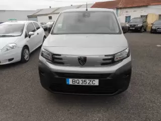 Peugeot 1.5 BLUE HDI — fotografia 1