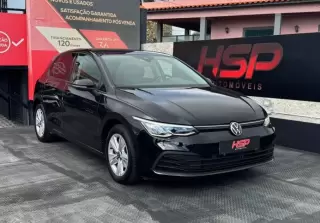 VW Golf 1.0 TSI Life — fotografia 1