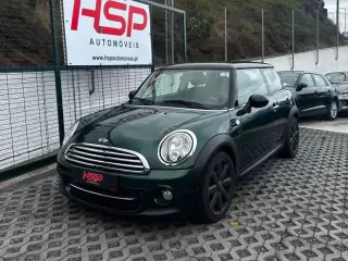 MINI 3 Portas Cooper D — fotografia 1