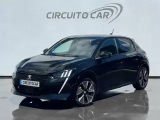 Peugeot e-208 50 kWh GT Line — fotografia 1