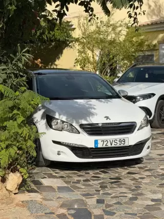 Peugeot 308 SW 1.6 HDi — fotografia 1