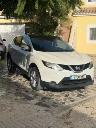 Nissan Qashqai 1.5 dCi — fotografia 1