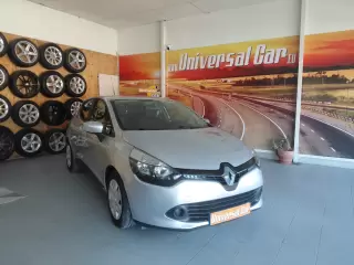 Renault Clio 1.5 dCi Confort — fotografia 1
