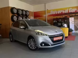 Peugeot 208 1.2 VTi SE Style — fotografia 1