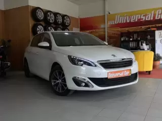 Peugeot 308 1.2 PureTech Style — fotografia 1