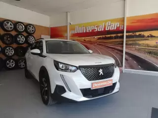 Peugeot 2008 PureTech 130 Allure Pack — fotografia 1