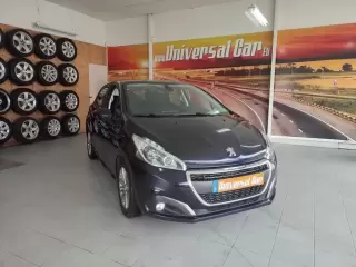 Peugeot 208 1.5 BlueHDi Signature — fotografia 1