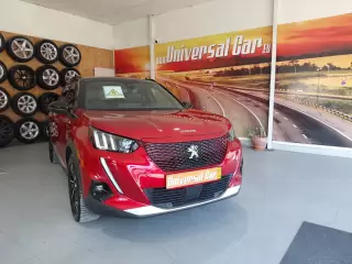 Peugeot e-2008 GT Line — fotografia 1
